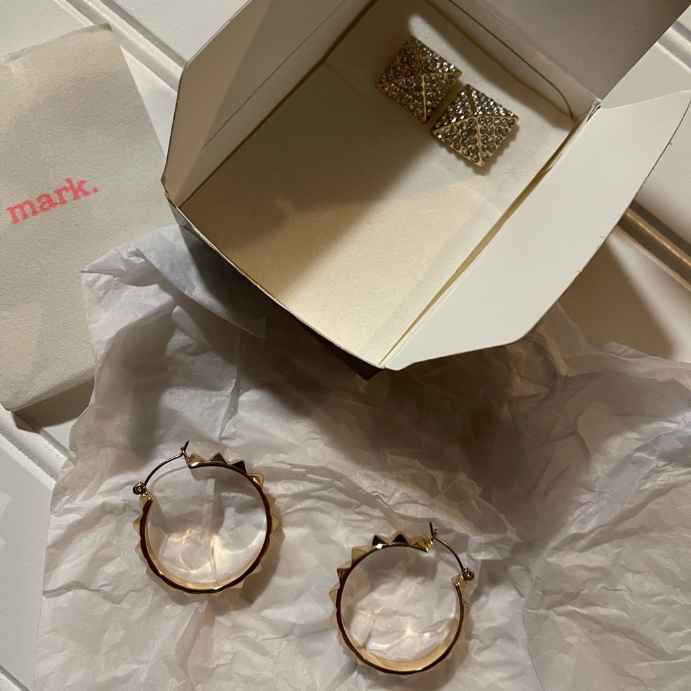 mark. by AVON “All the Angles Earrings Set”